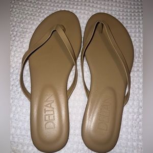 Dillards Deltan Sandals/Flip Flop